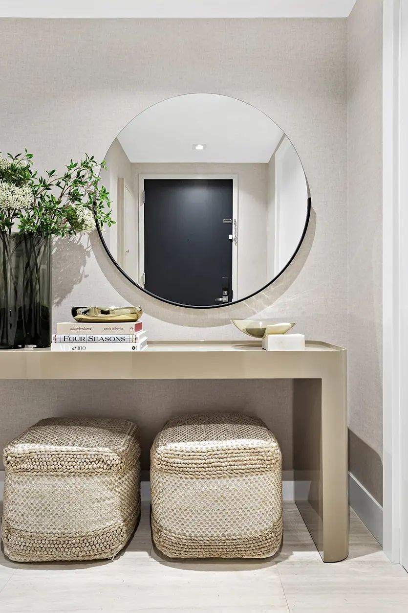 Decorating Your Foyer with Flowers