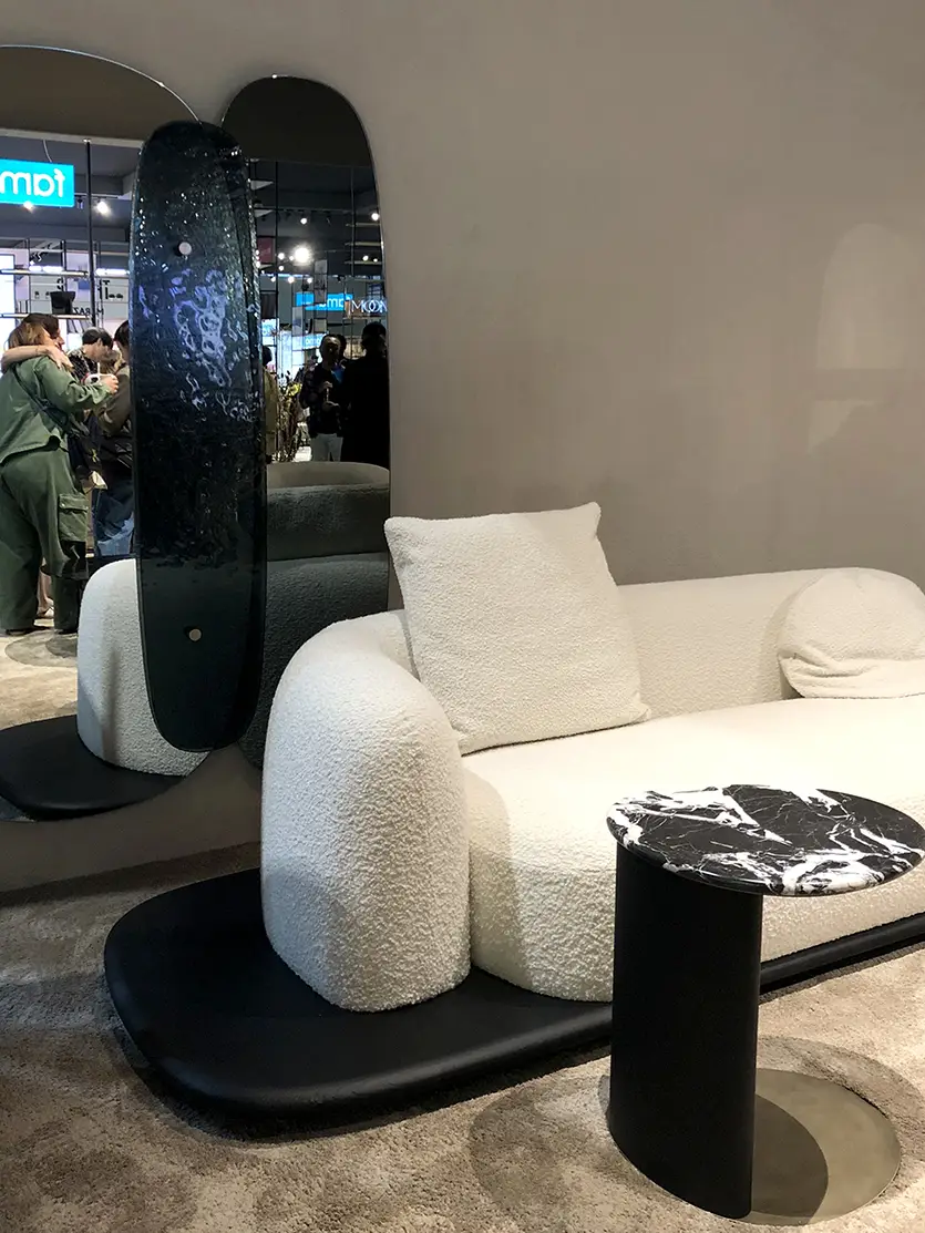 Interior Design Trends 2024: Elegant Curves in Furniture