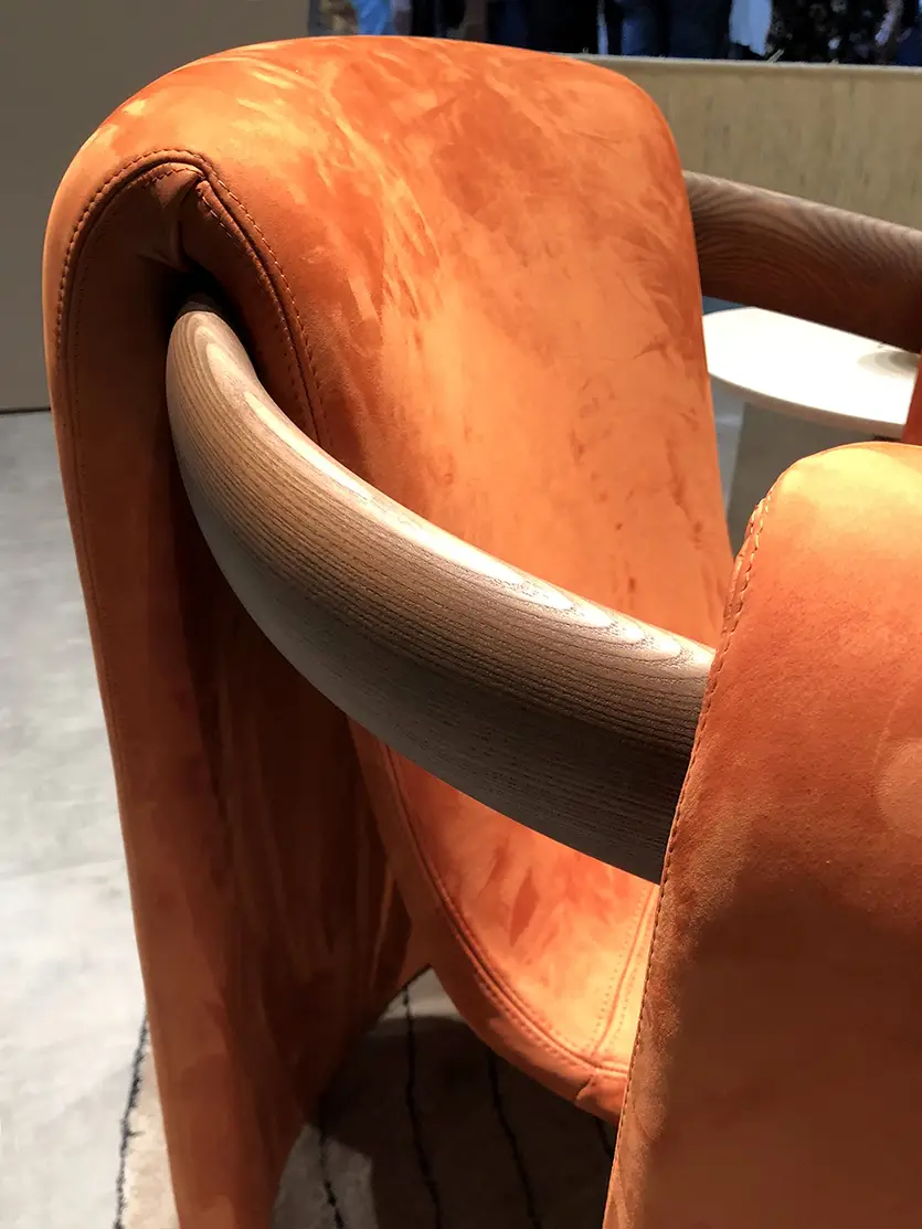 2024 Interior Design Trends: Elegant Curved Furniture