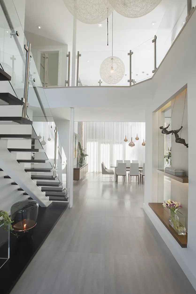 Minimalist Floating Staircase Idea for Design Inspiration