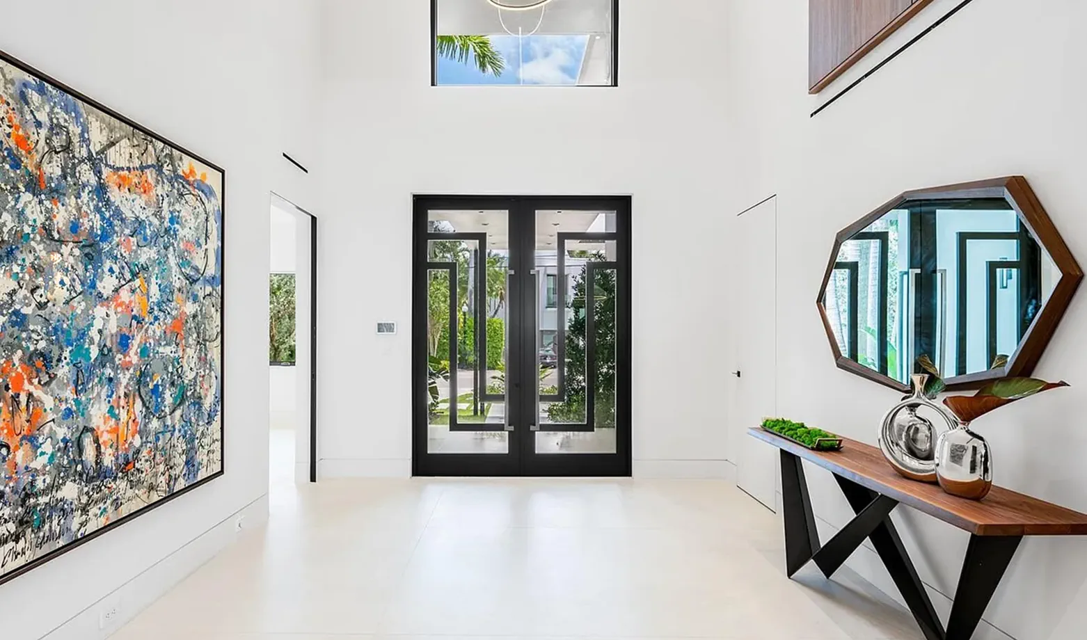 Before Image of Foyer in Bay Harbor Home