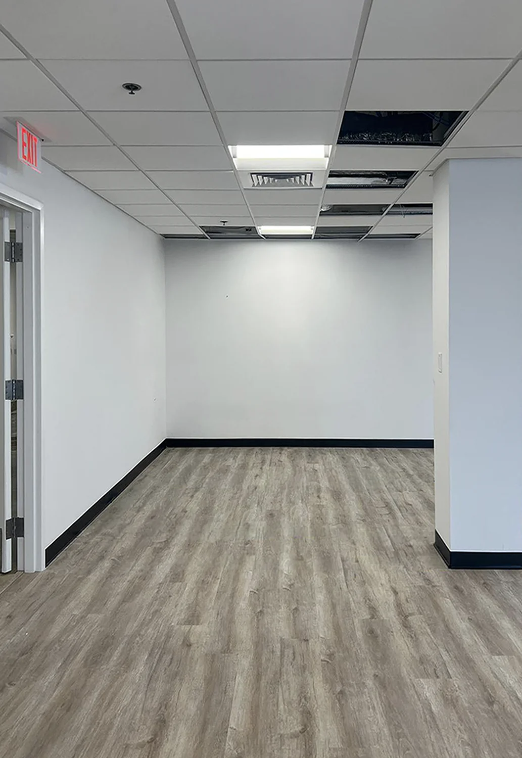 F1 Miami Office Design Before DKOR