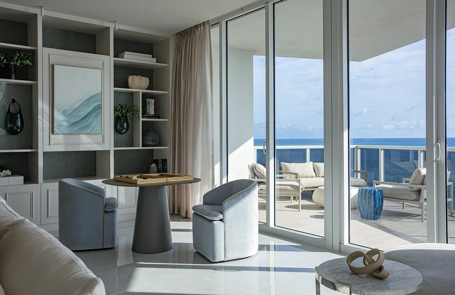 Small Spaces: Smart Home Decor Ideas to Maximize Every Inch